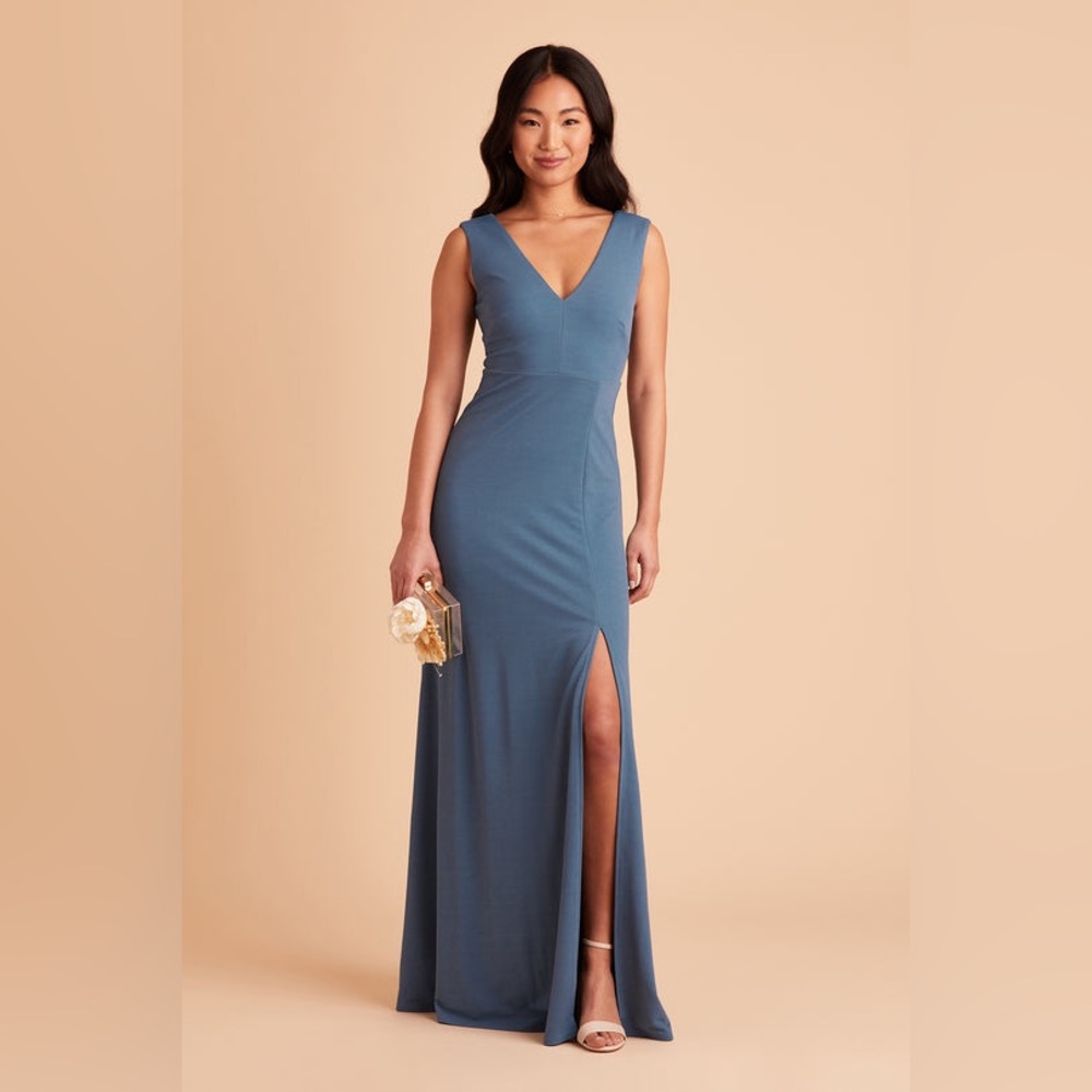 Birdy Grey Shamin V Neck Crepe Dress with Slit in Blue Size Small